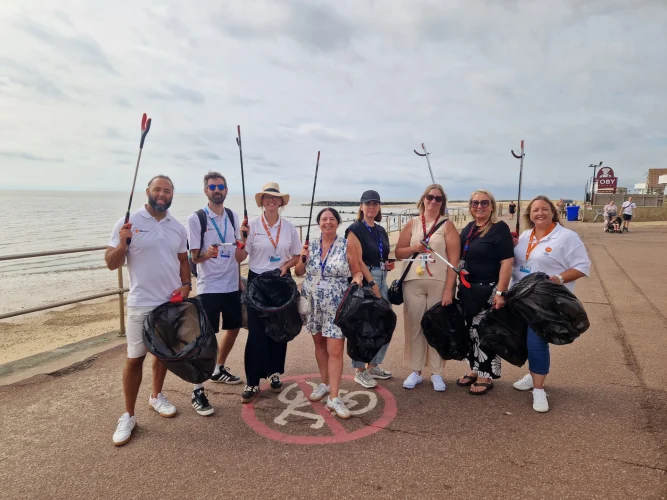 litter pick 2026 4